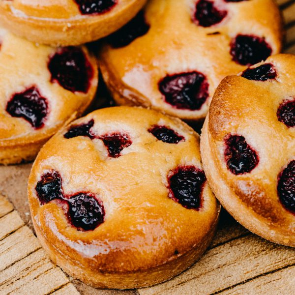Raspberry Frangipan Tarts